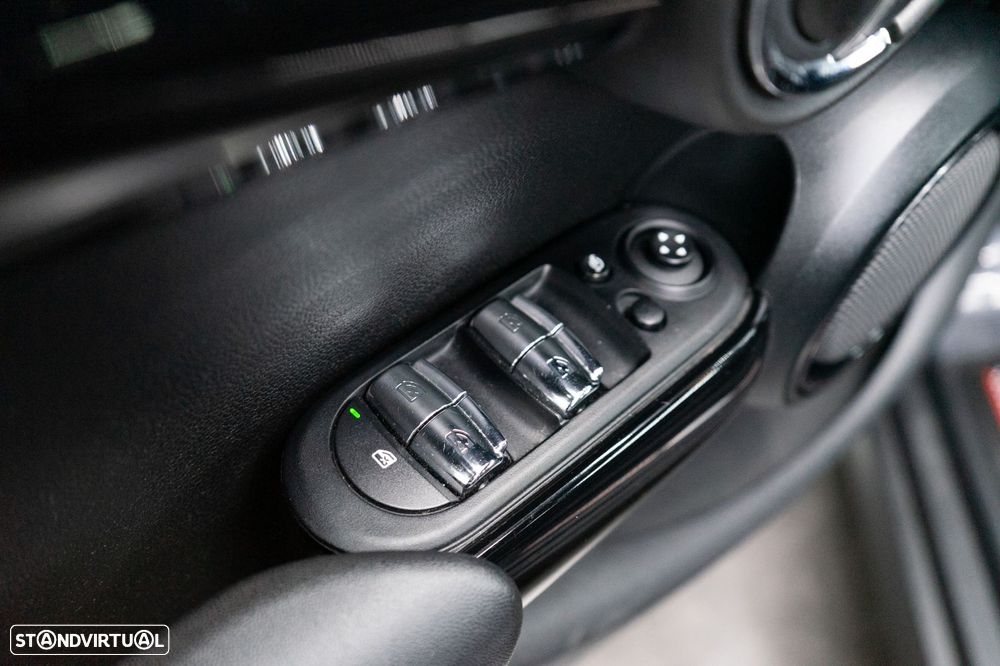 MINI 5 Portas Cooper SD - 29