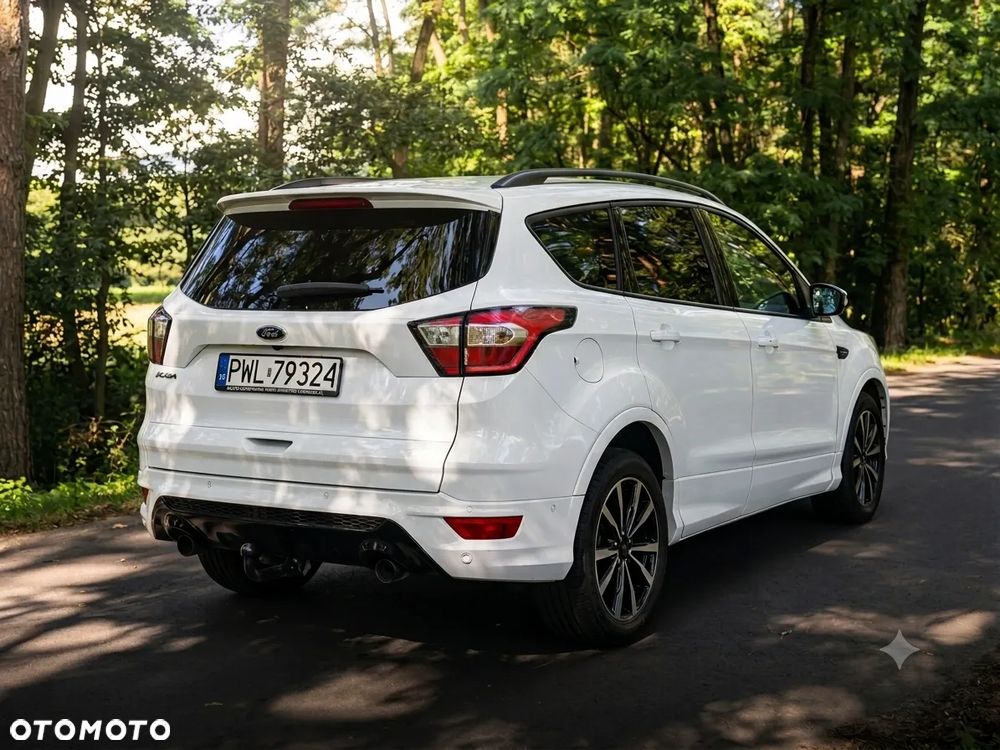 Ford Kuga 2.0 TDCi FWD ST-Line - 4