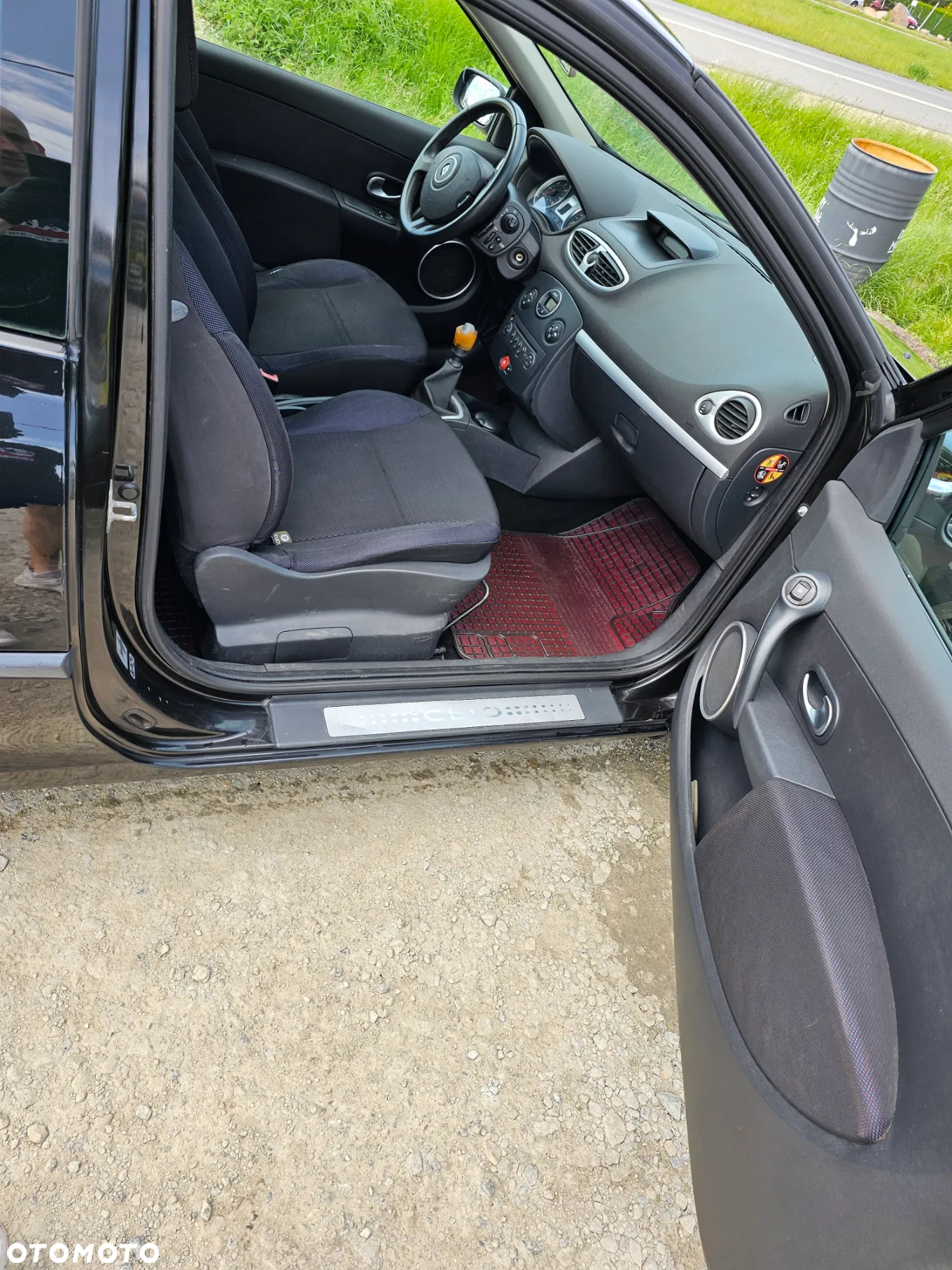 Renault Clio - 9