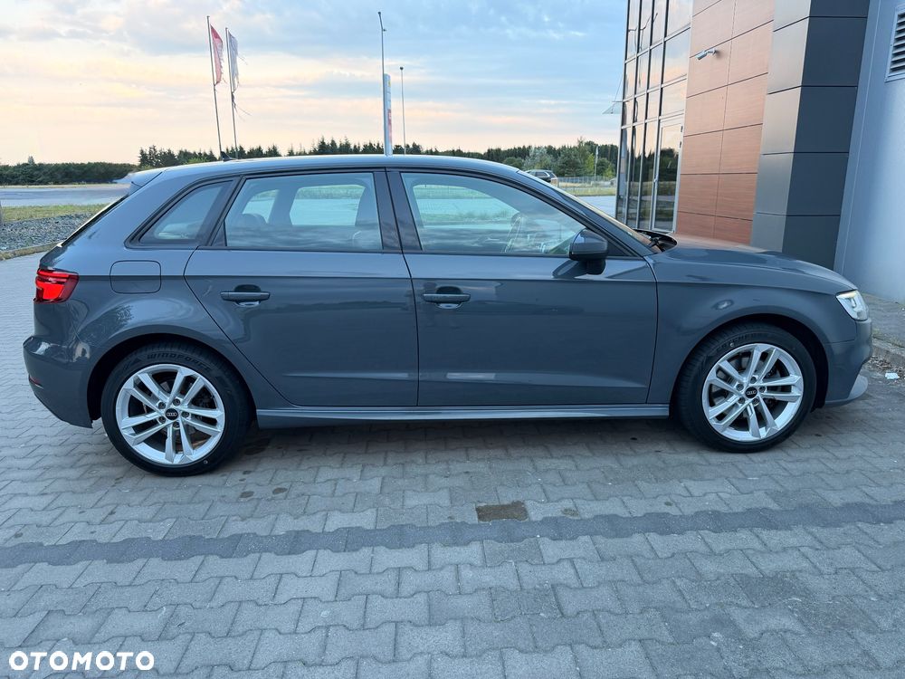 Audi A3 Sportback 40 e-tron S tronic sport - 10