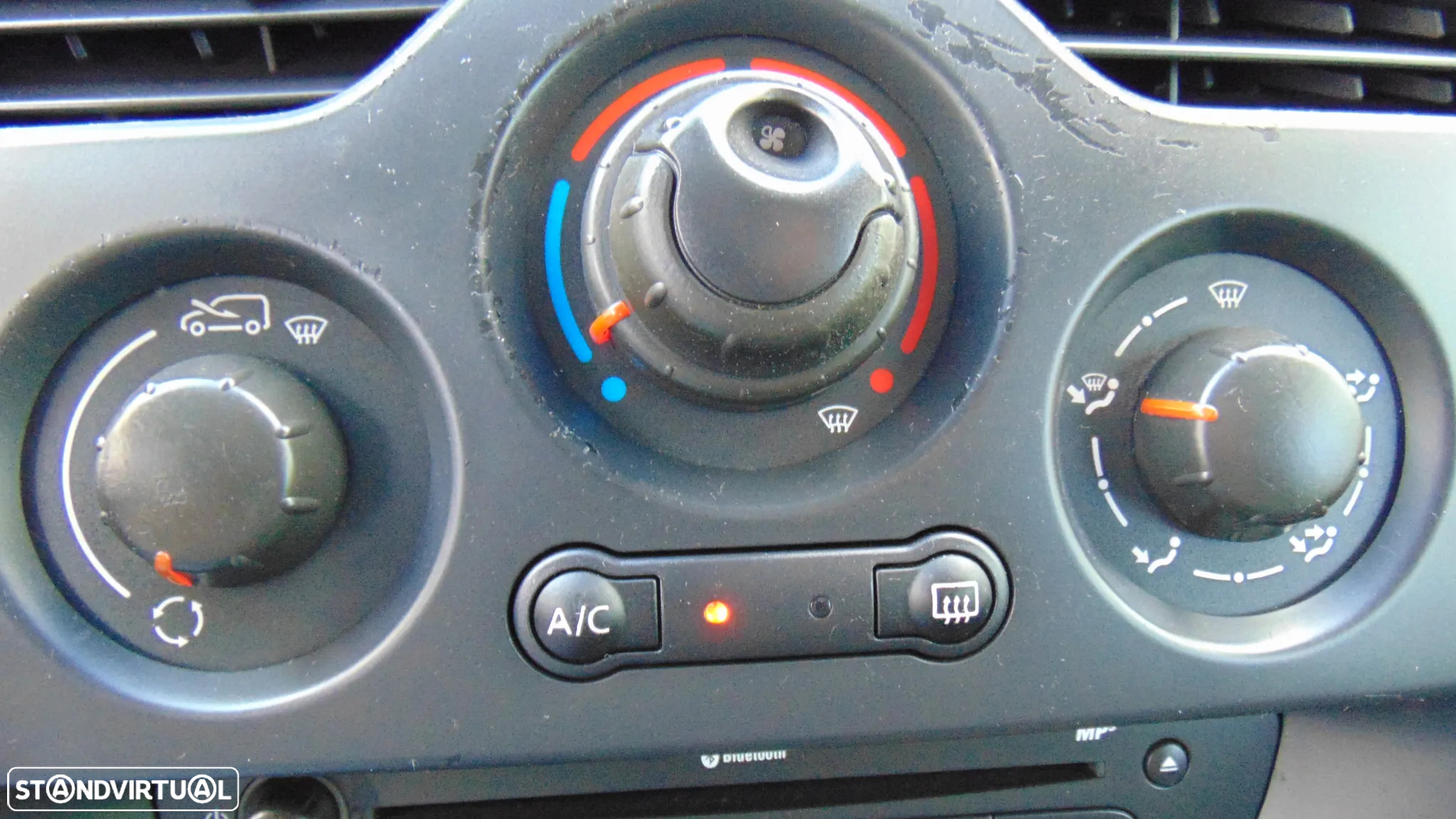 Nissan NV 250 DCI 110 CV 3 LUGARES - 12