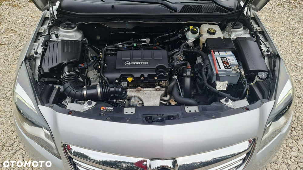 Opel Insignia - 32
