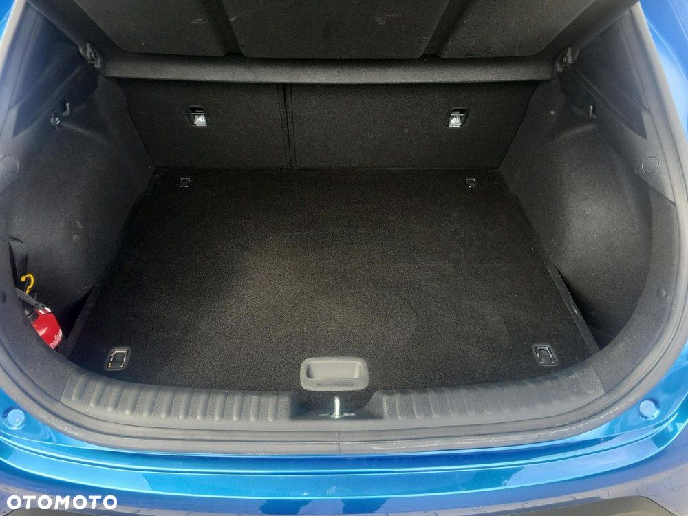 Kia XCeed 1.5 T-GDI M - 25