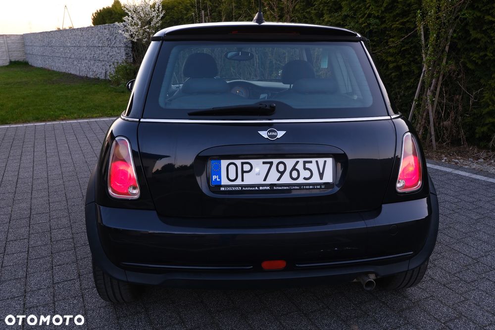 MINI ONE Standard - 16