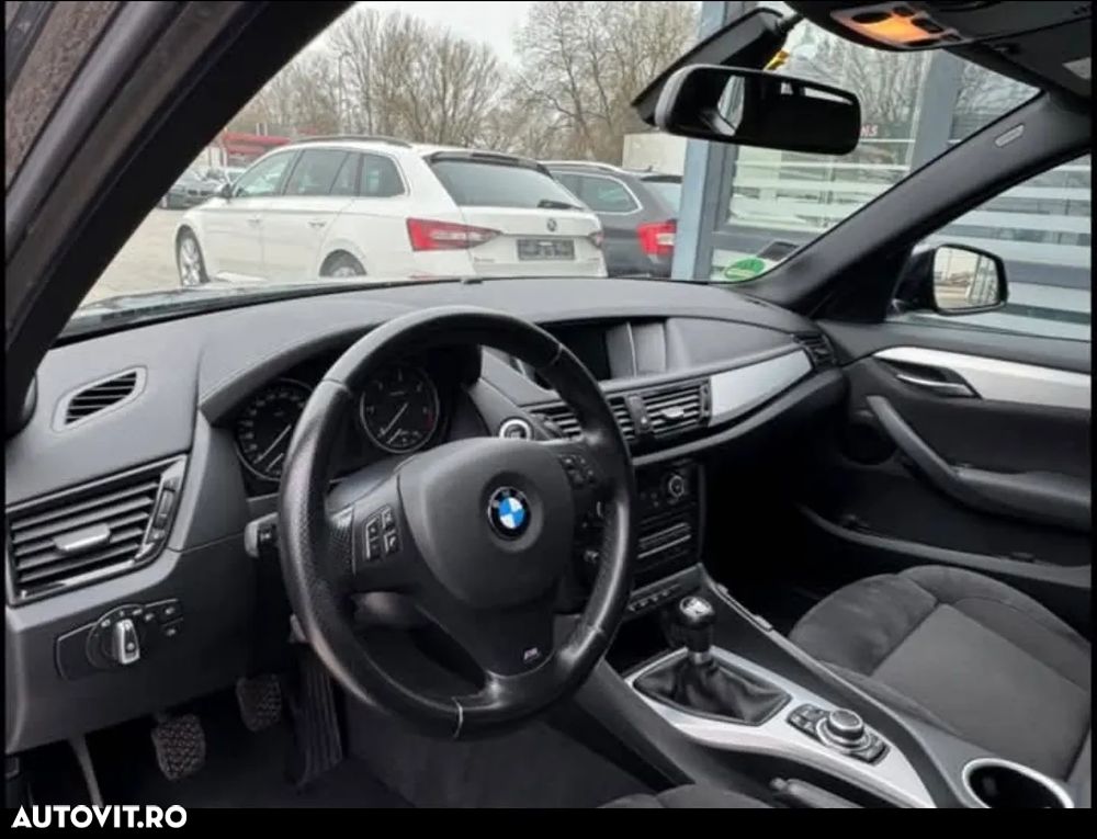 BMW X1 xDrive20d xLine - 8