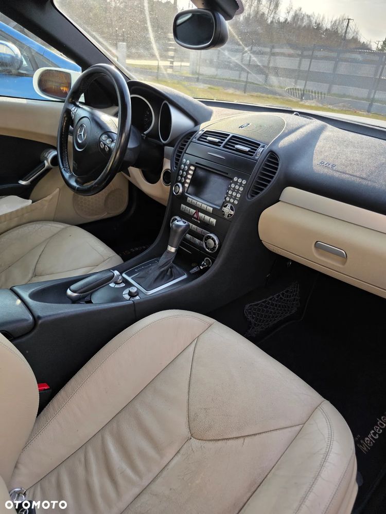 Mercedes-Benz SLK - 12