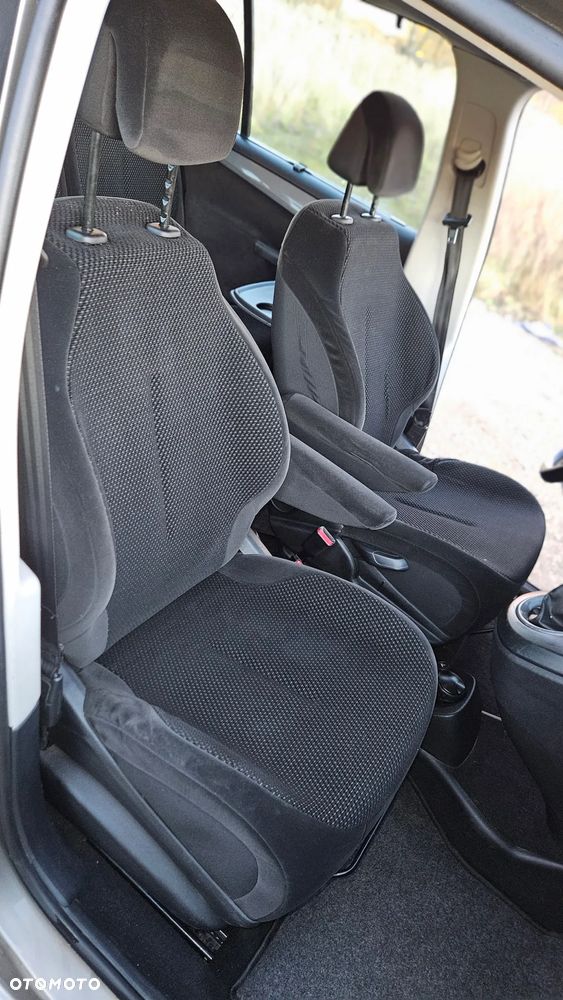 Citroën C4 Grand Picasso 1.8i SX Pack - 24