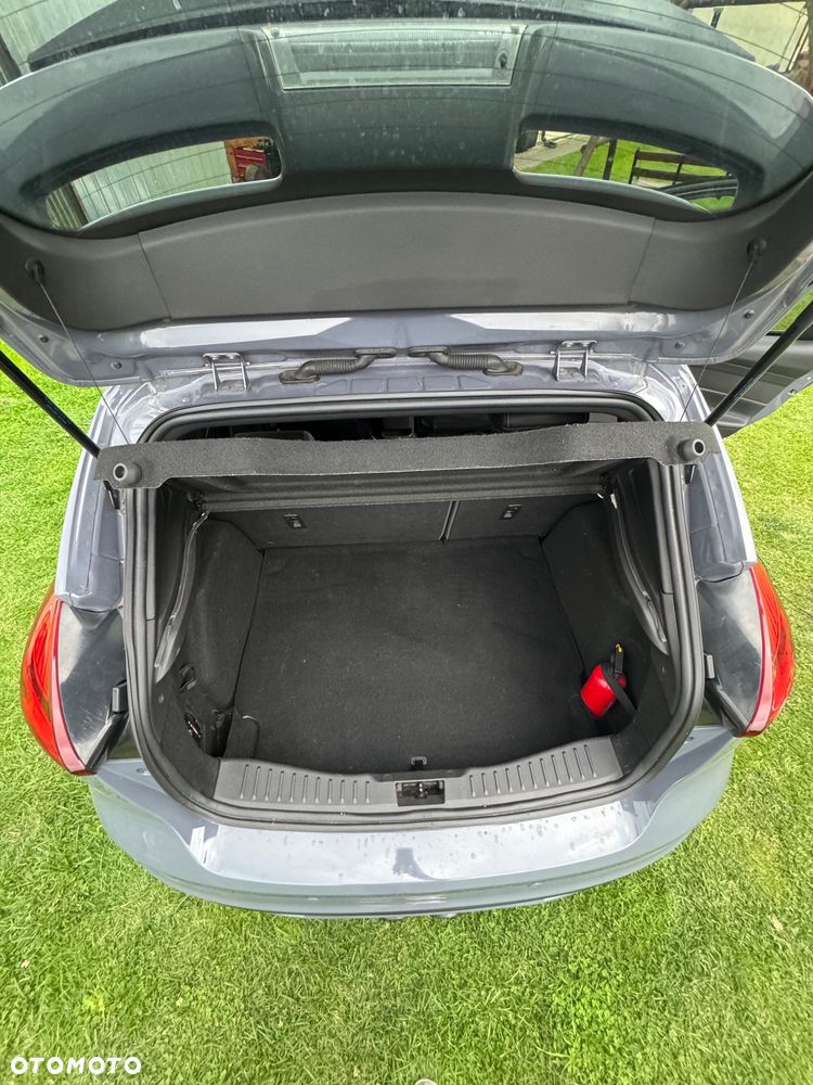 Ford Focus - 9