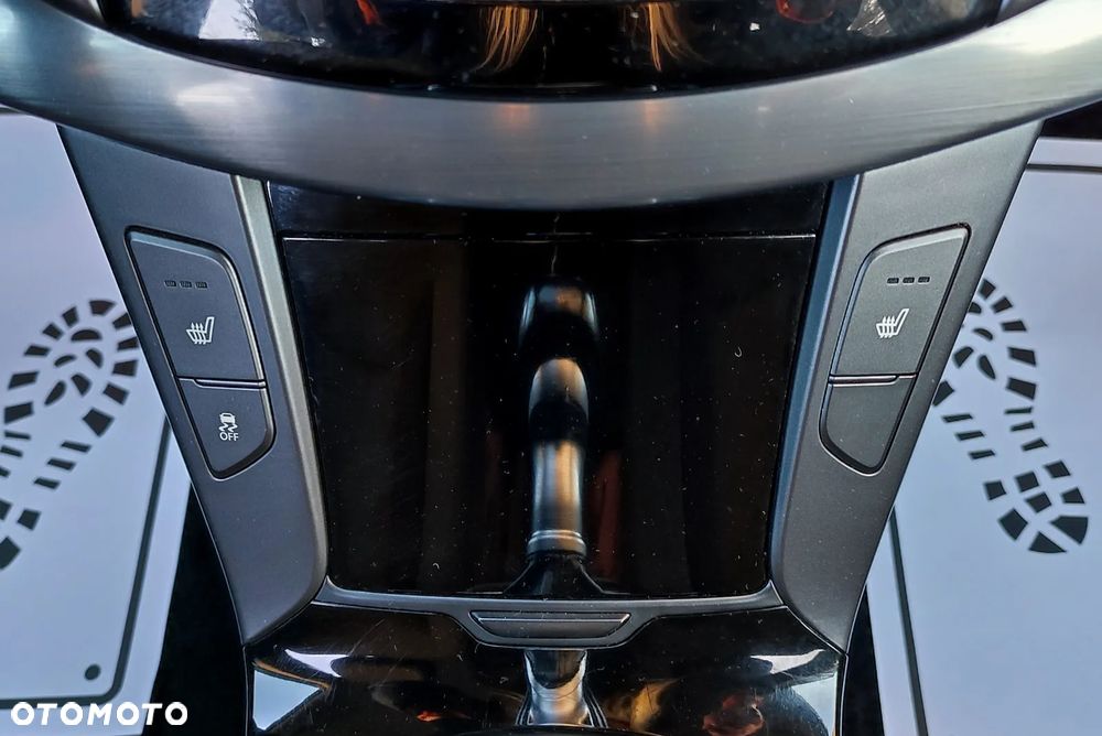 Hyundai i40 i40cw 1.6 Fifa World Cup Edition - 13