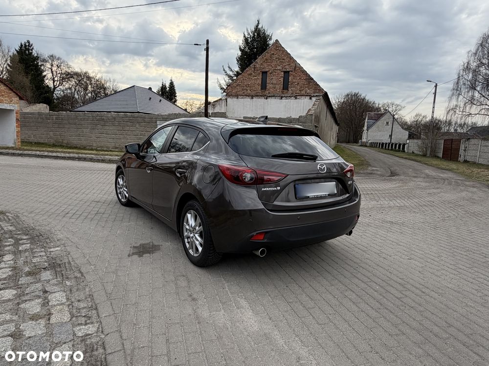 Mazda 3 - 8