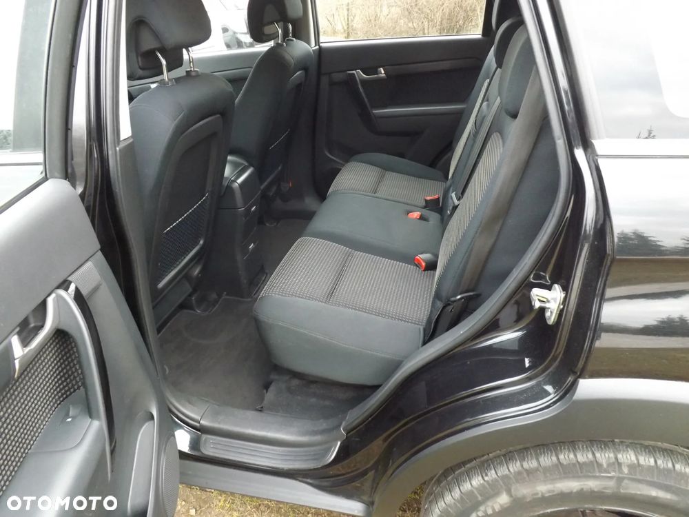 Chevrolet Captiva - 12