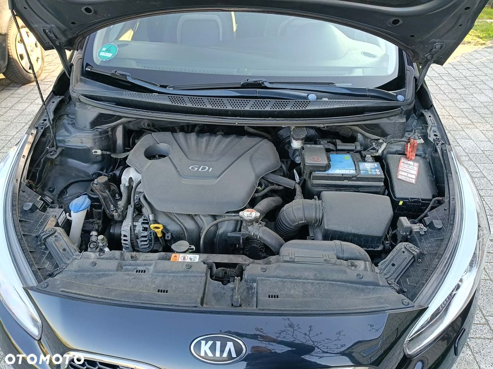Kia Ceed 1.6 GDI DCT Platinum Edition - 19