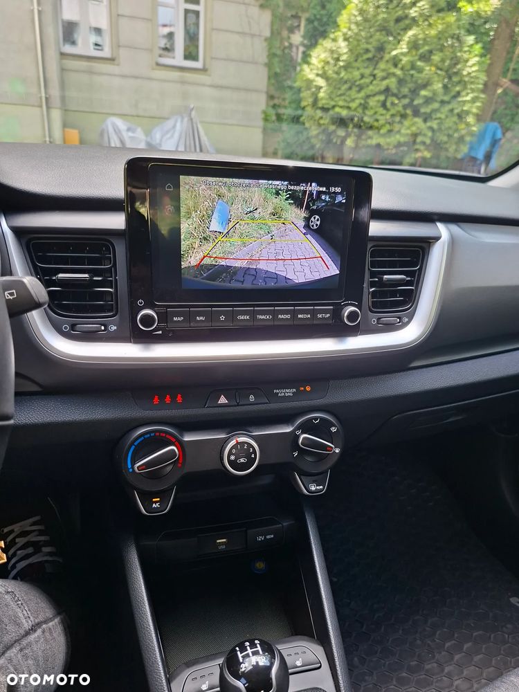 Kia Stonic 1.2 M - 6