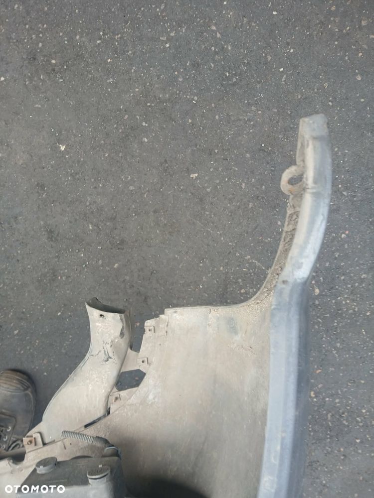 Opel Zafira A zderzak przedni - 7