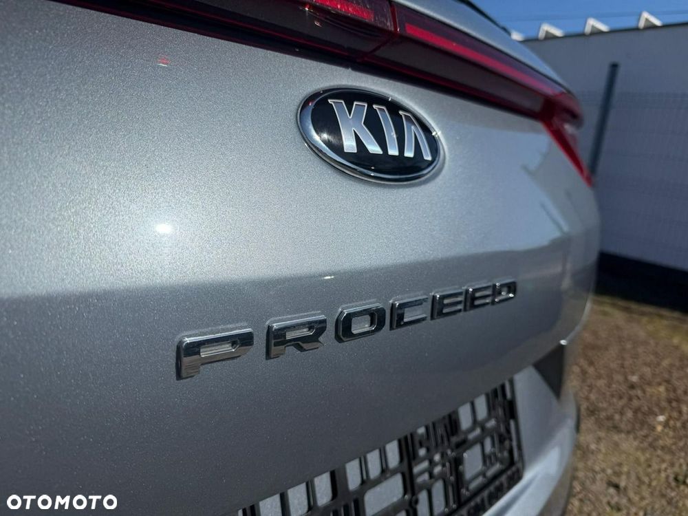 Kia ProCeed - 29
