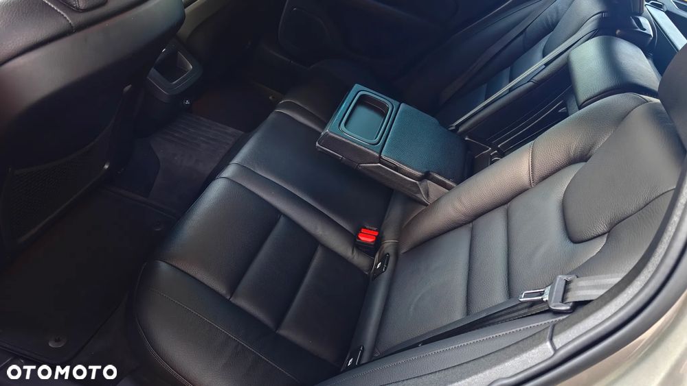 Volvo V60 D4 Geartronic Inscription - 17