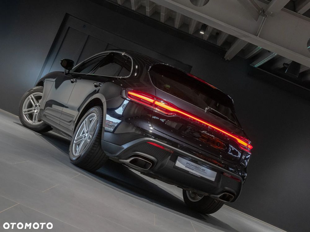Porsche Macan Standard - 12