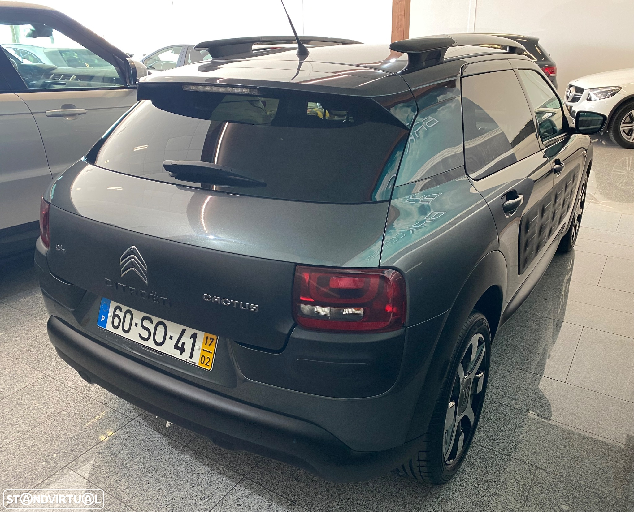Citroën C4 Cactus 1.2 PureTech Shine - 3