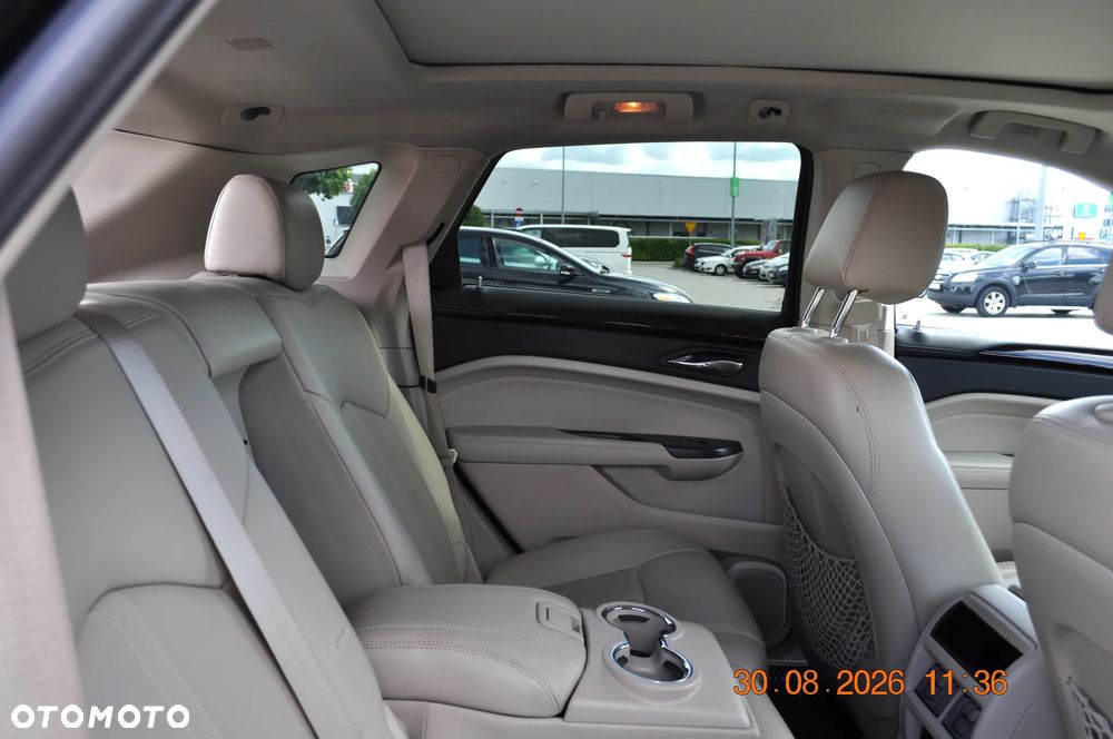Cadillac SRX 3.6 V6 AWD Sport Luxury - 34