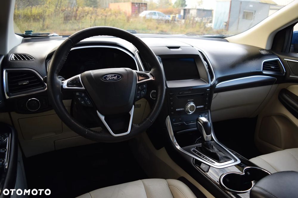Ford Edge - 16