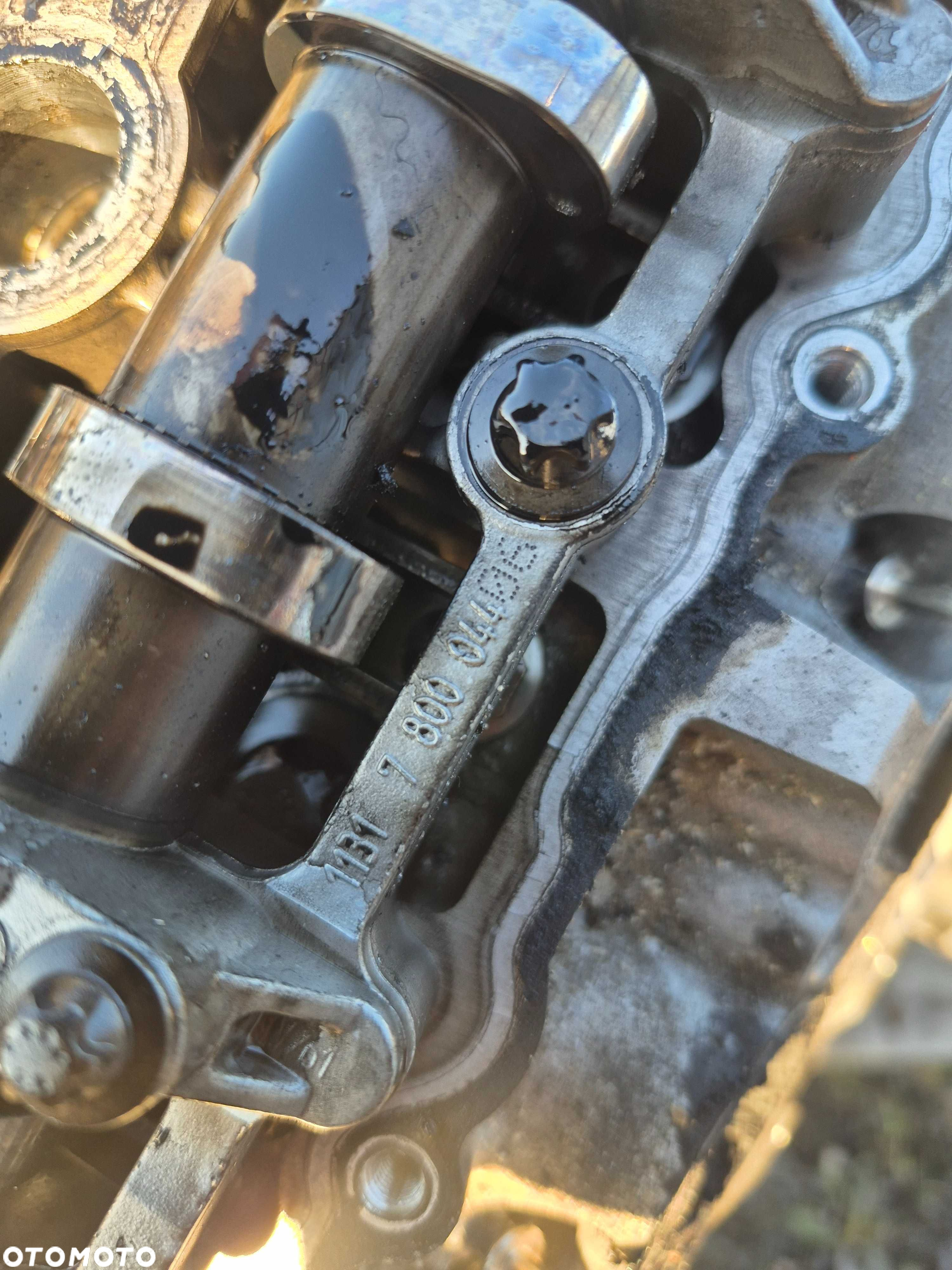 głowica silnika bmw n57 d30c d30b 7812.929 kompletna wałki - 5