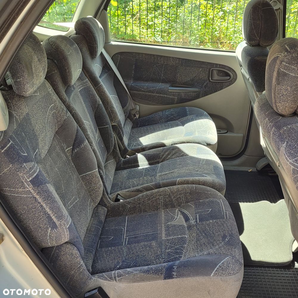 Renault Scenic - 7