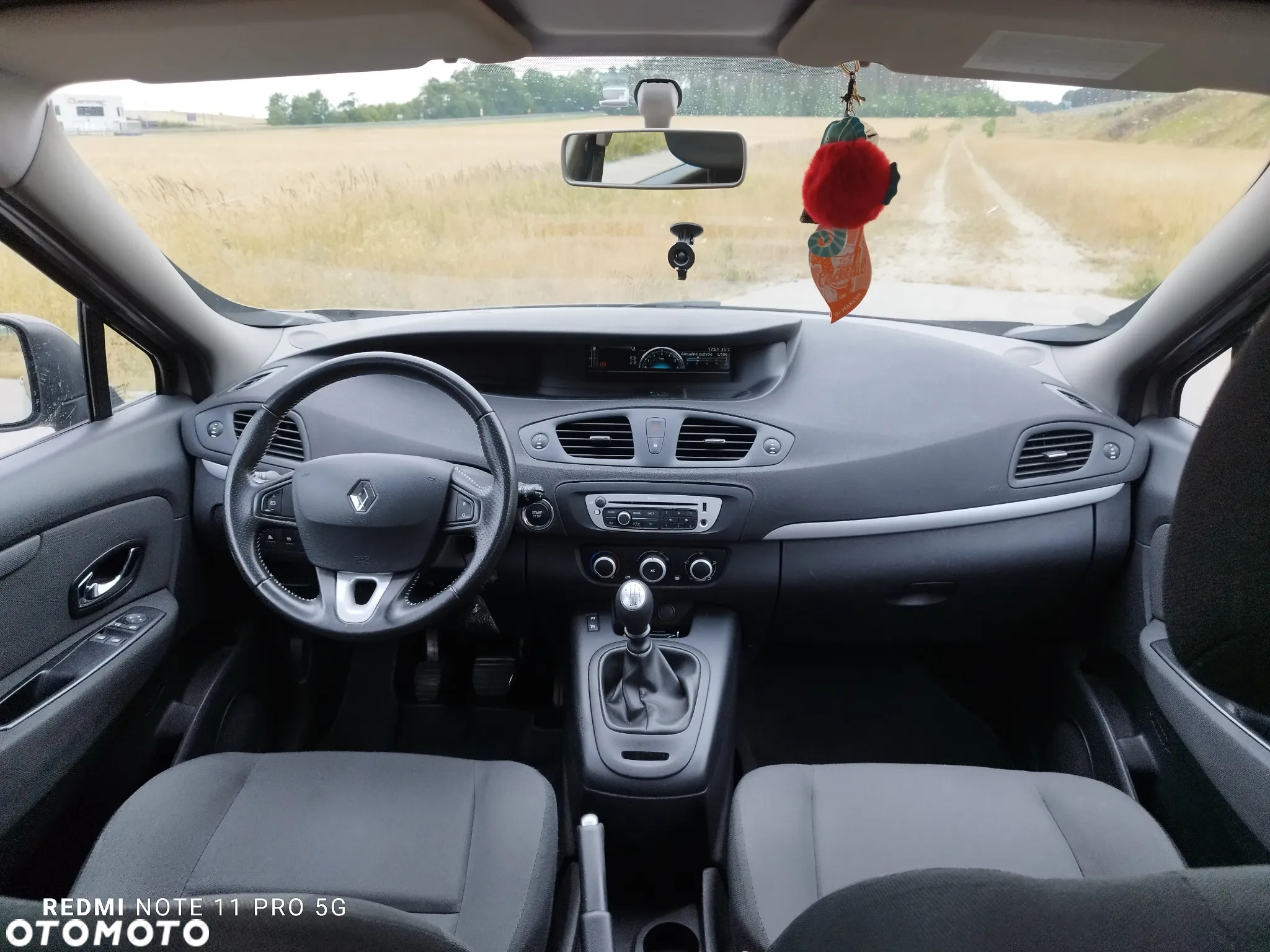 Renault Scenic ENERGY dCi 110 EXPERIENCE - 29