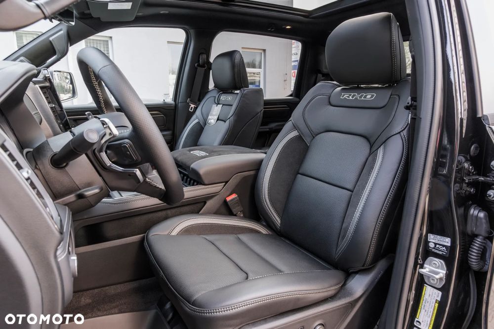 Dodge RAM 1500 5.7 4x4 - 35