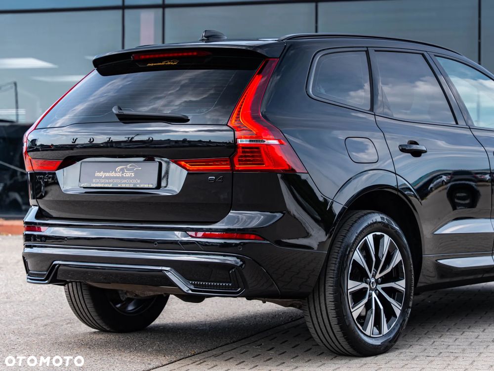 Volvo XC 60 B4 D Ultimate Dark - 19