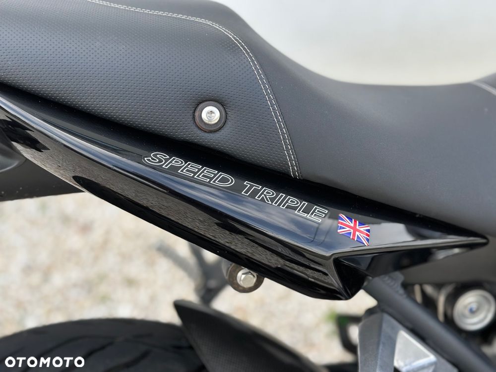 Triumph Speed Triple - 11