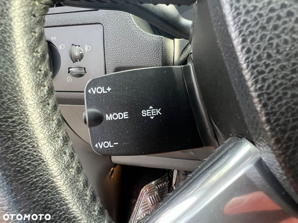 Ford Kuga 2.0 TDCi 2x4 Trend - 16