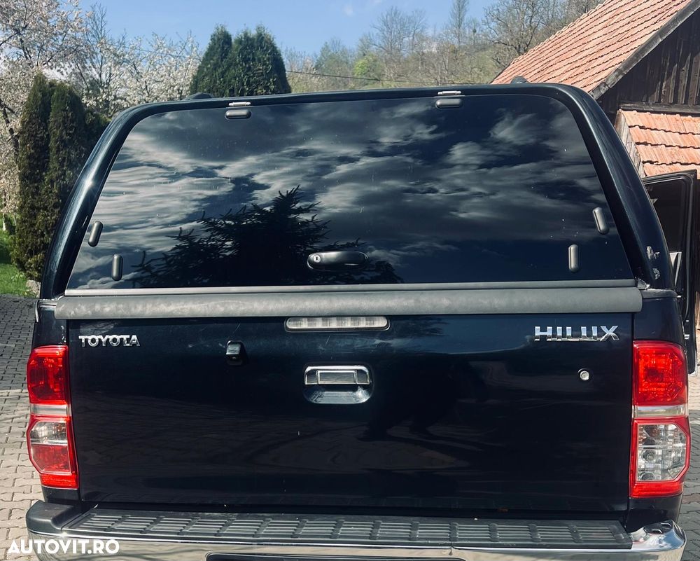 Toyota Hilux - 3
