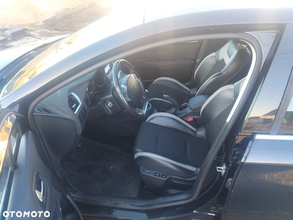 Citroën C4 1.6 VTi Attraction - 23