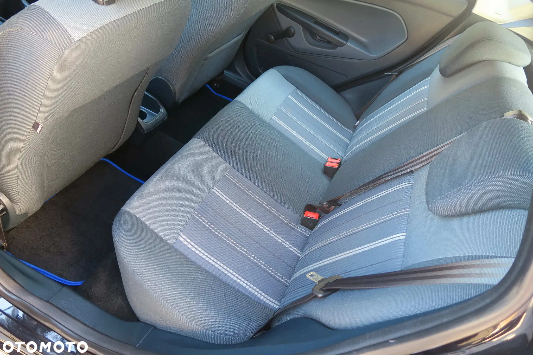 Ford Fiesta 1.25 Ambiente - 8