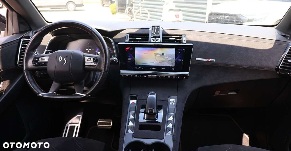 DS Automobiles DS 7 Crossback - 24