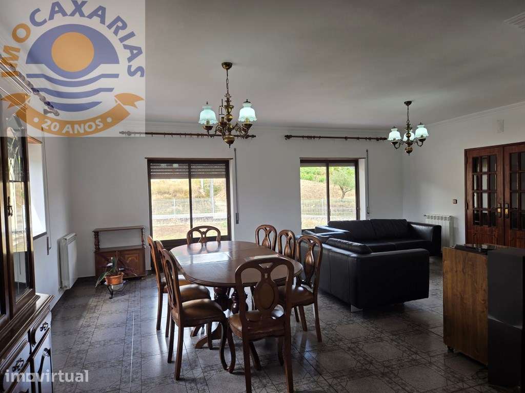 MORADIA T5 - Grande imagem: 4/59