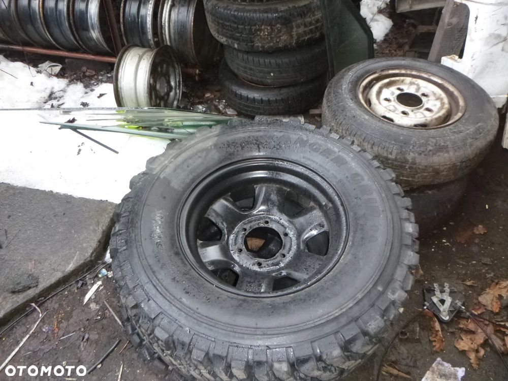 FELGA STALOWA 16"X8" 6X139,7 PASUJE MITSUBISHI L200 - 1