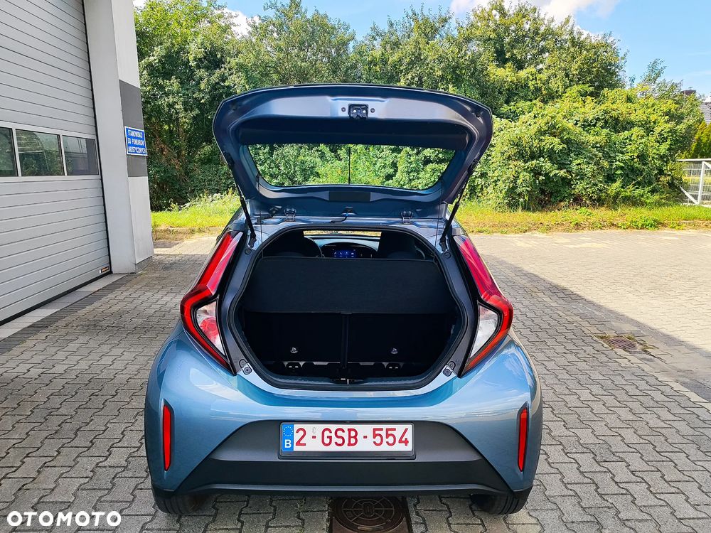 Toyota Aygo X Air Teamplayer - 18