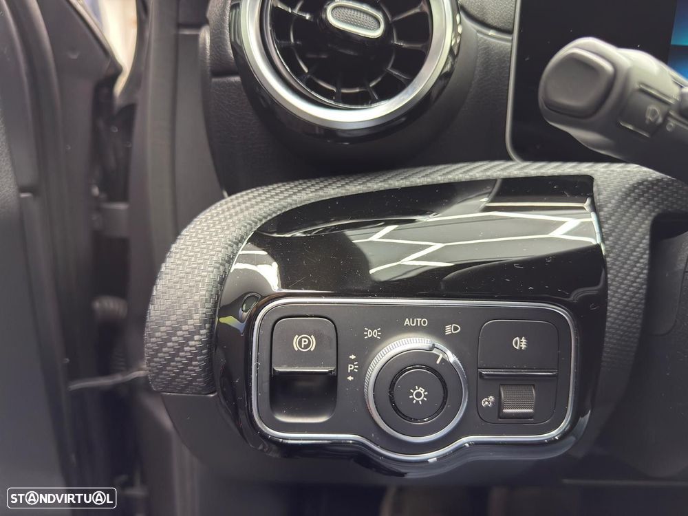 Mercedes-Benz A 180 d Progressive Aut. - 12