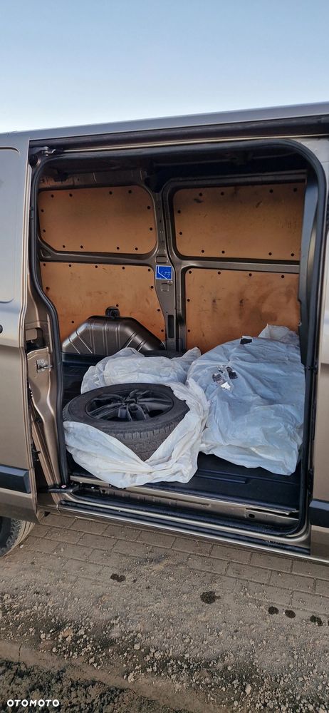 Ford Transit Custom - 10