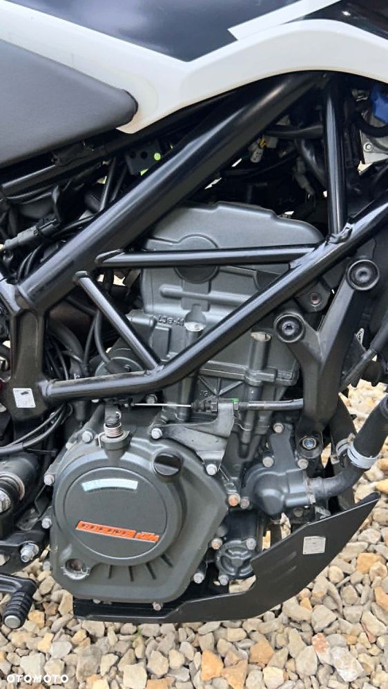KTM Duke 125 - 8