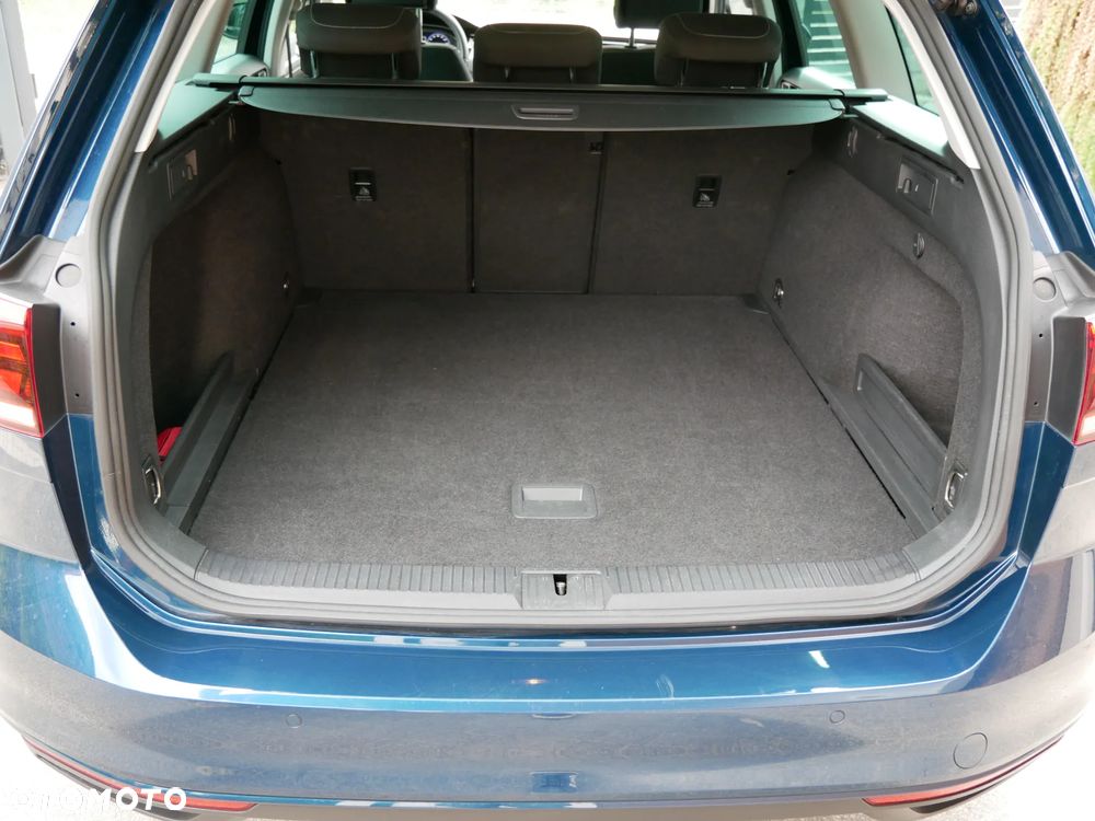Volkswagen Passat 2.0 TDI EVO Business DSG - 36