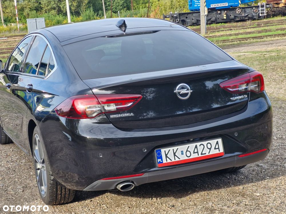 Opel Insignia - 8