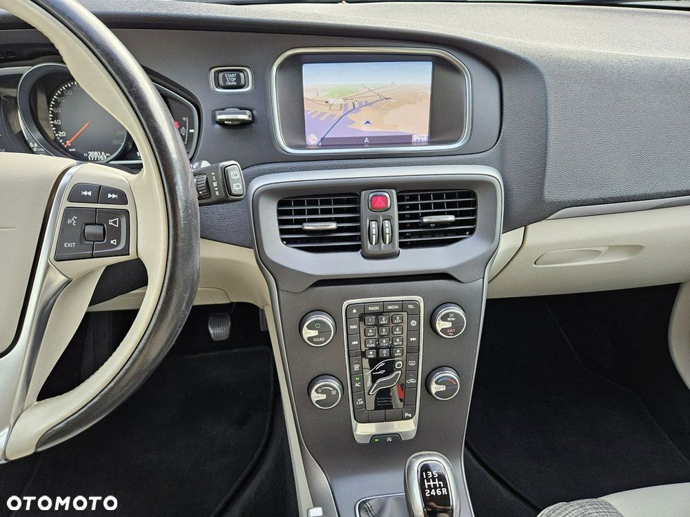 Volvo V40 D2 Drive-E SCR Dynamic Edition - 37