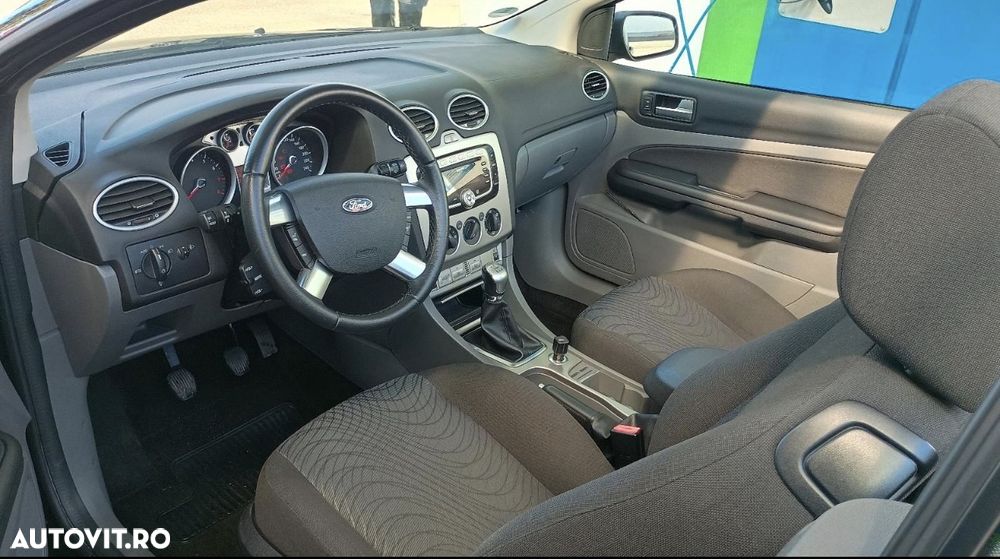 Ford Focus 1.6 16V Trend - 18