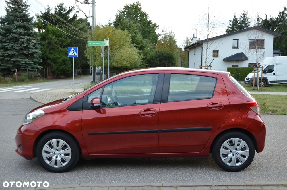 Toyota Yaris 1.33 Premium - 10