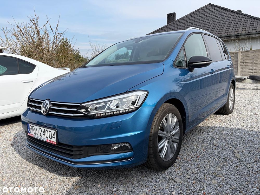 Volkswagen Touran 2.0 TDI SCR DSG IQ.DRIVE - 3