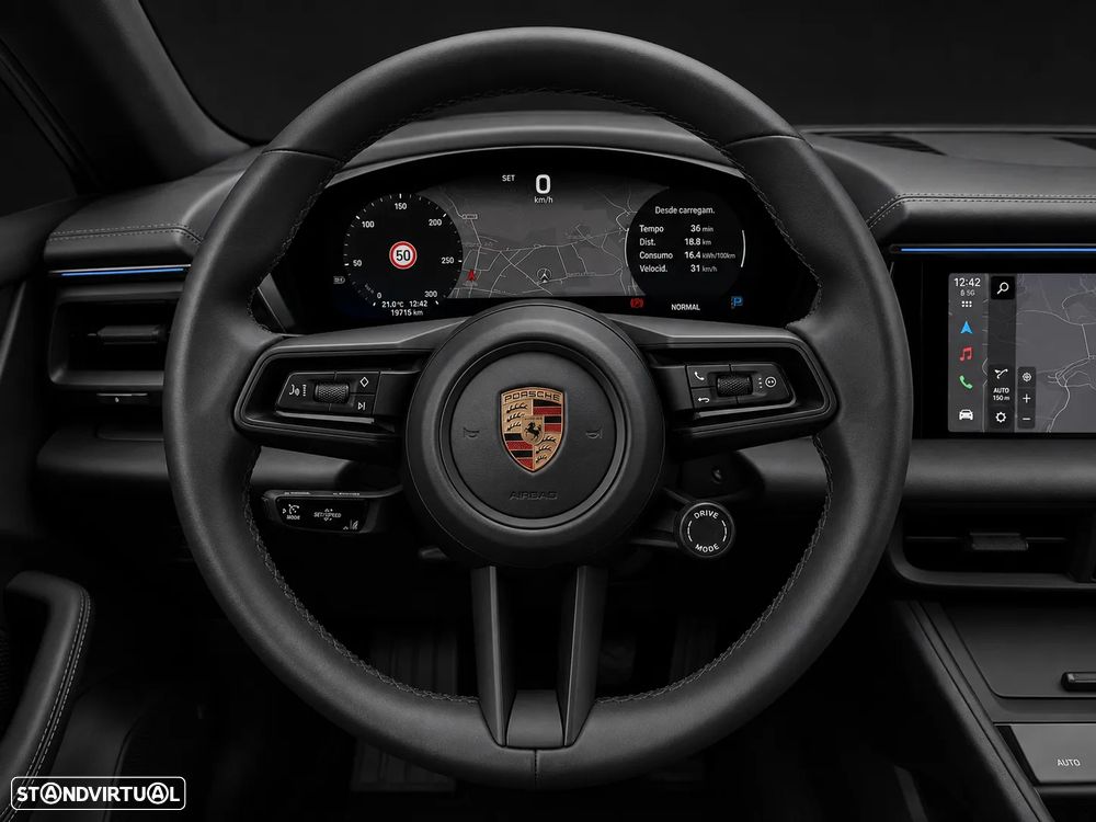 Porsche Macan Electric - 26