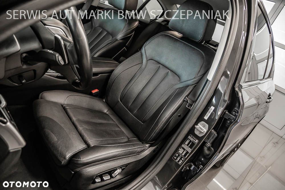 BMW Seria 5 530i xDrive Sport Line - 21