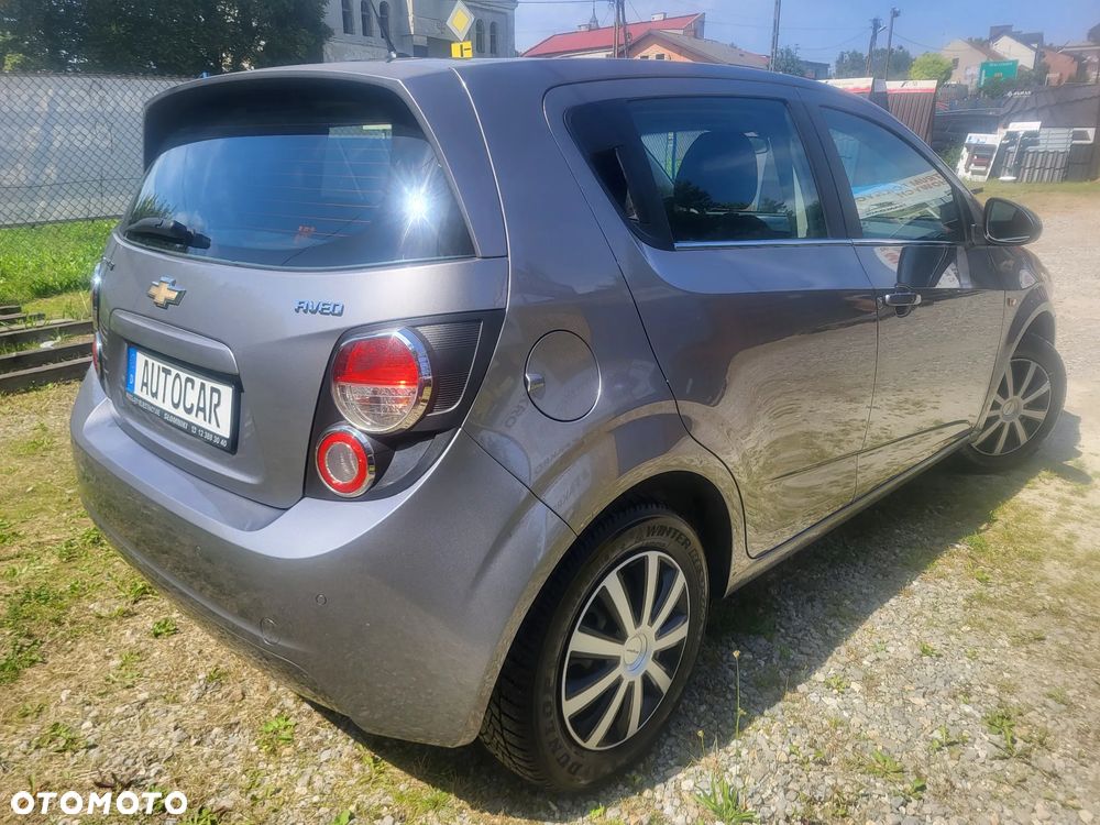 Chevrolet Aveo 1.6 LTZ - 26